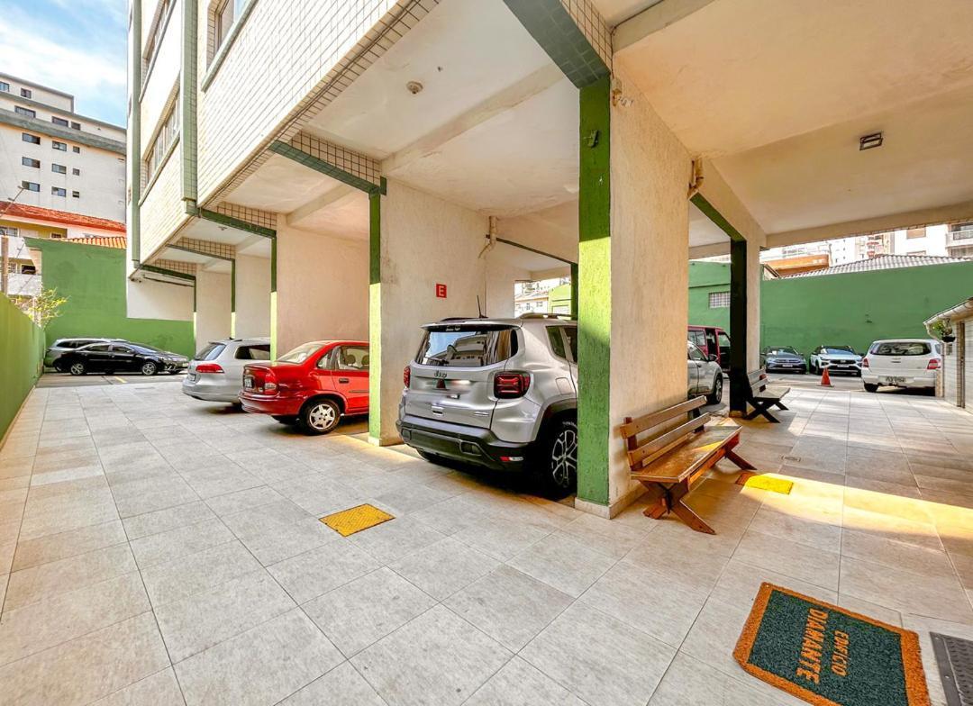 شقة Otimo Loft Pe Na Areia Na Praia Da Guilhermina Sp برايا جراندي المظهر الخارجي الصورة